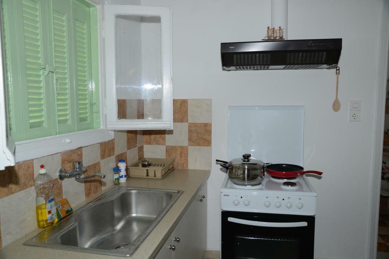 Hermes -1 Apartment